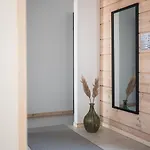 Iisland Aava شقة