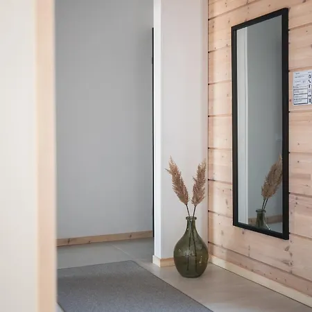 Iisland Aava 아파트